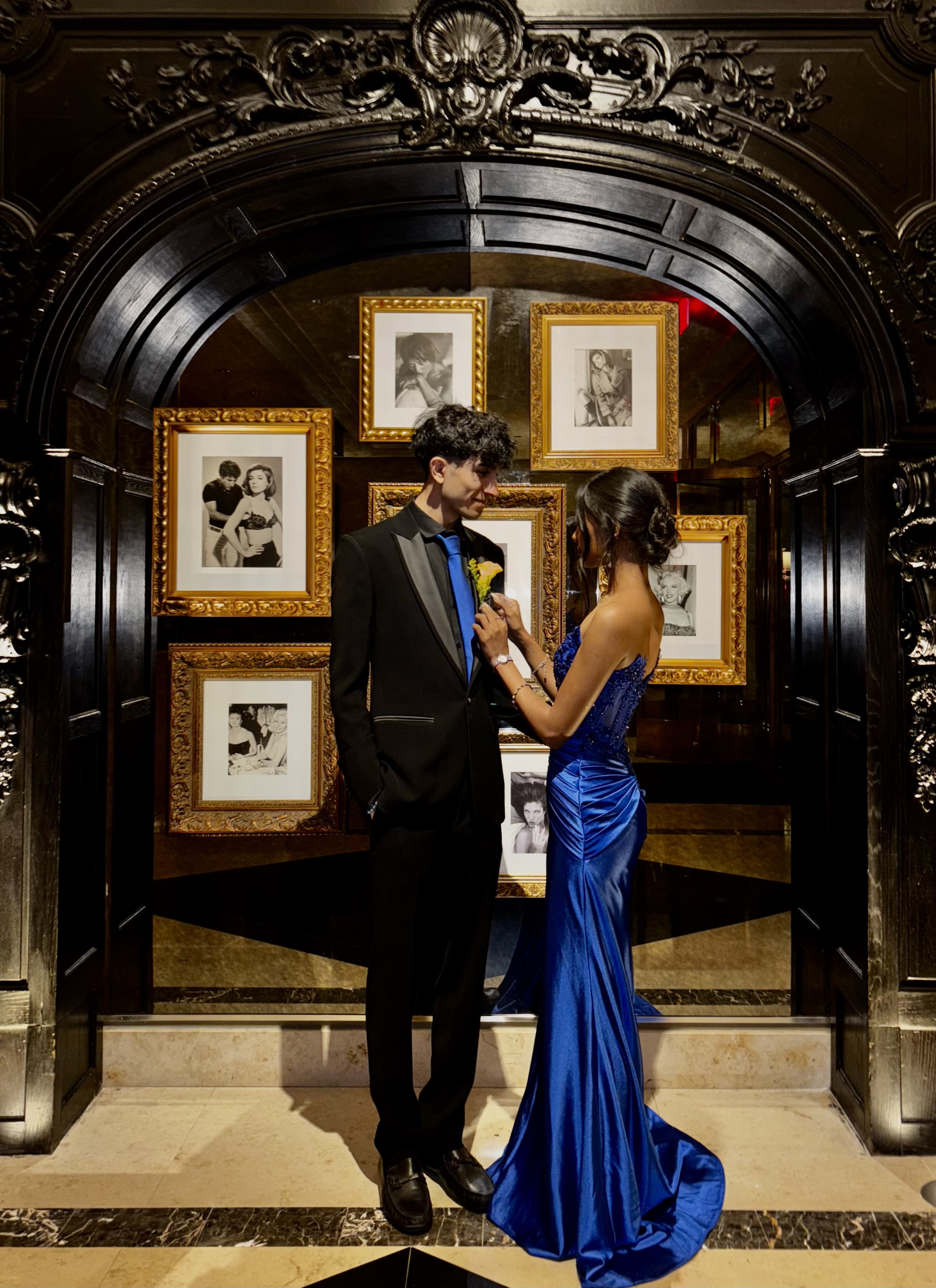 Elegant formal moment